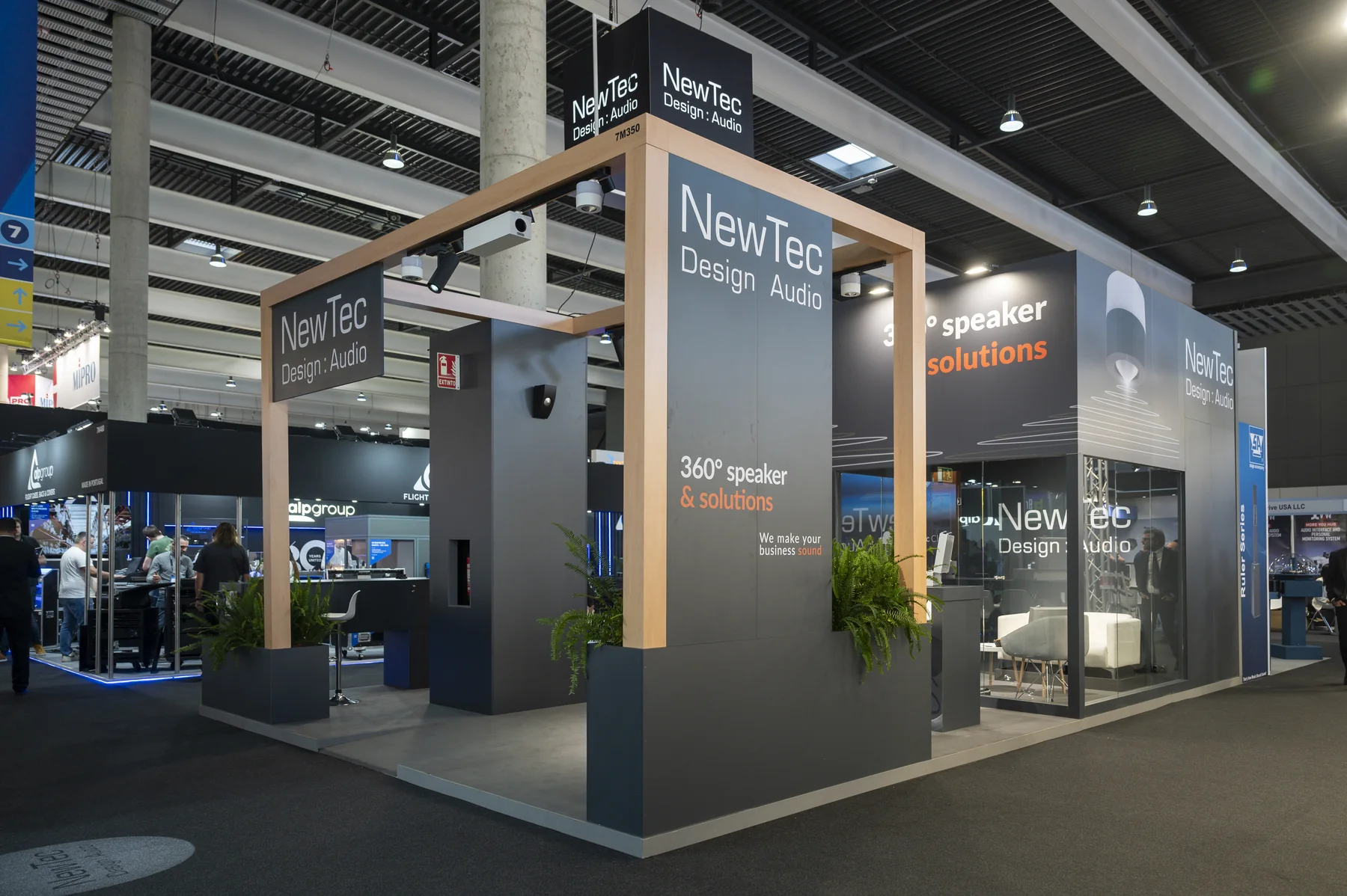 NewTec Messestand auf der ISE in Barcelona
